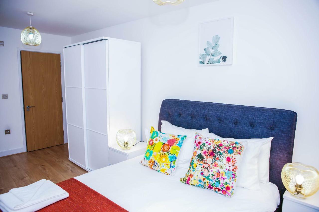 Riverside 2 Bed Apartment Londres Exterior foto