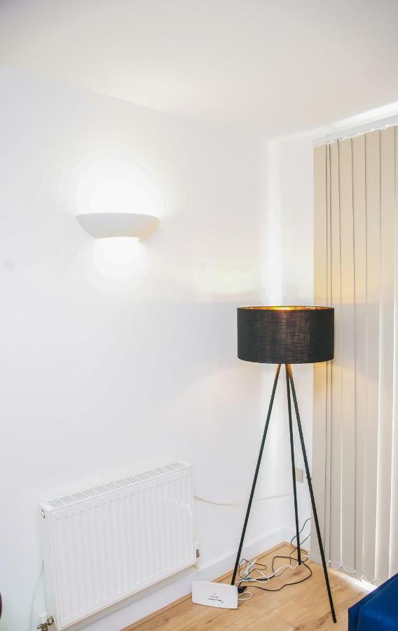 Riverside 2 Bed Apartment Londres Exterior foto