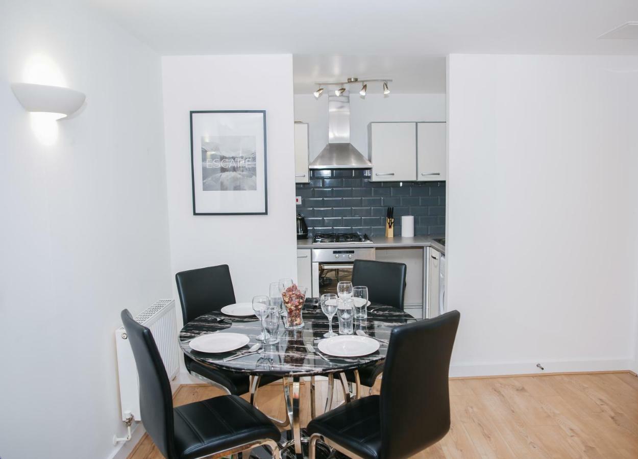 Riverside 2 Bed Apartment Londres Exterior foto