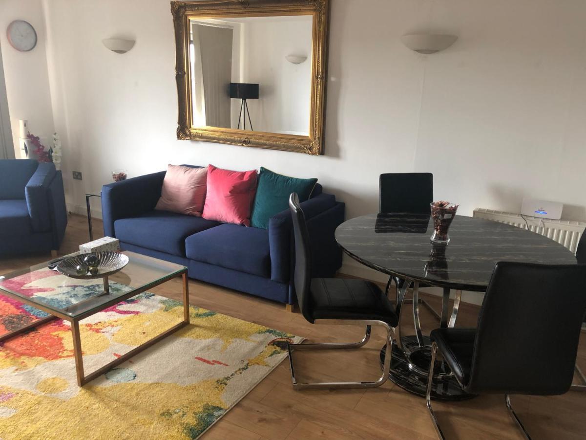 Riverside 2 Bed Apartment Londres Exterior foto